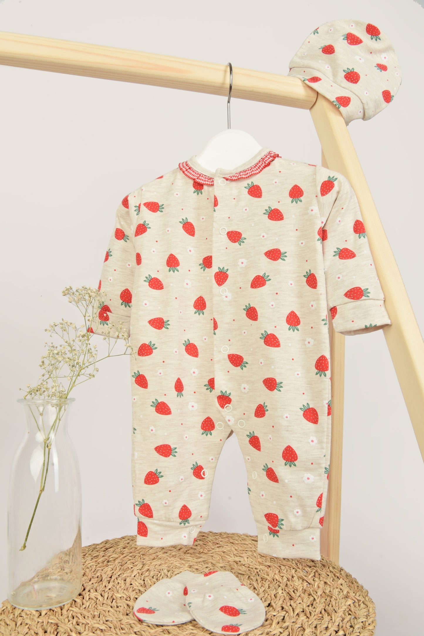 Strawberries romper