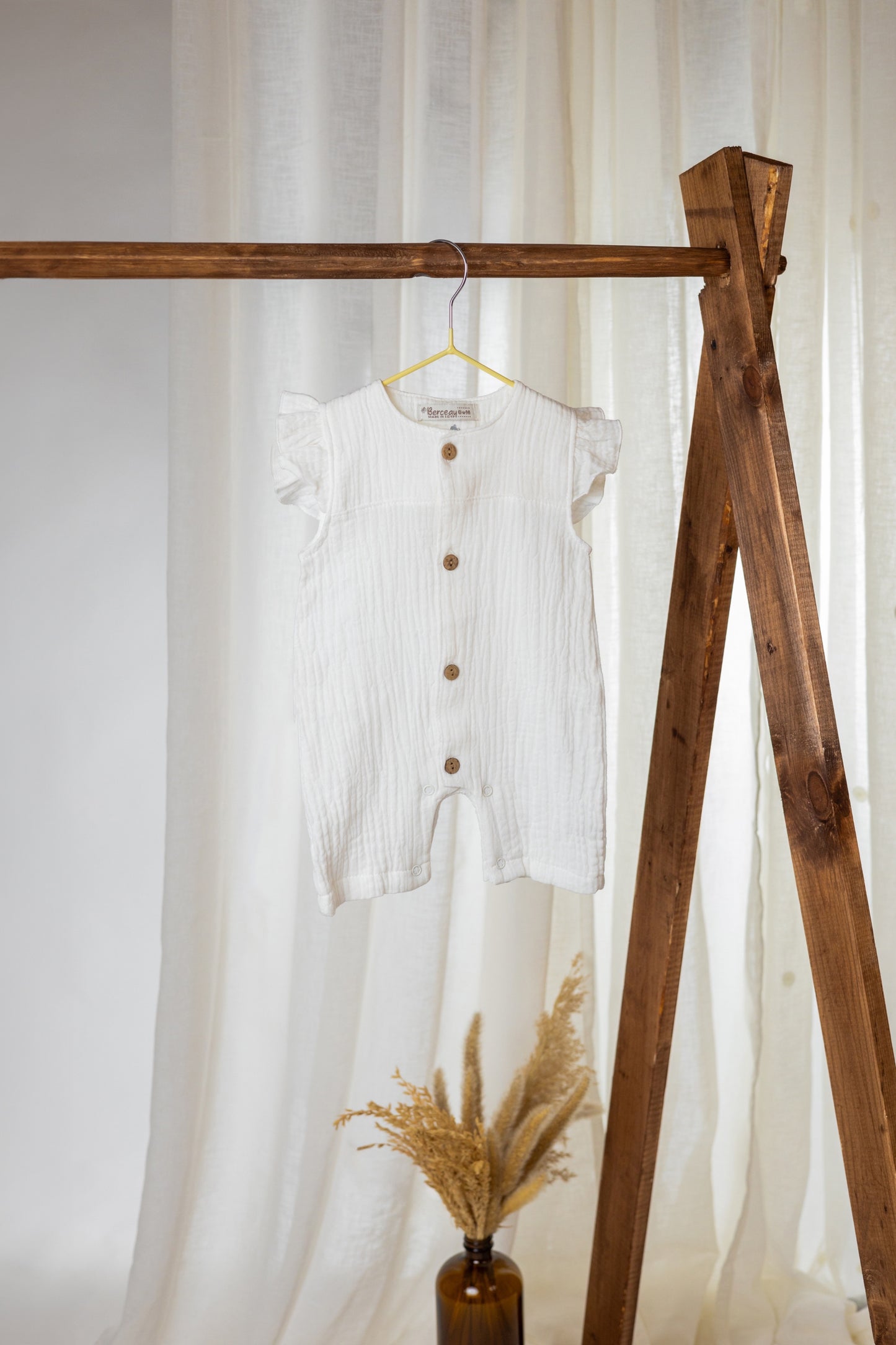 Girly linen romper