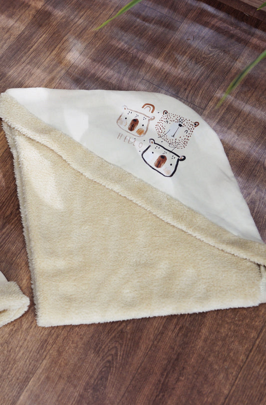 3 bears fur blanket