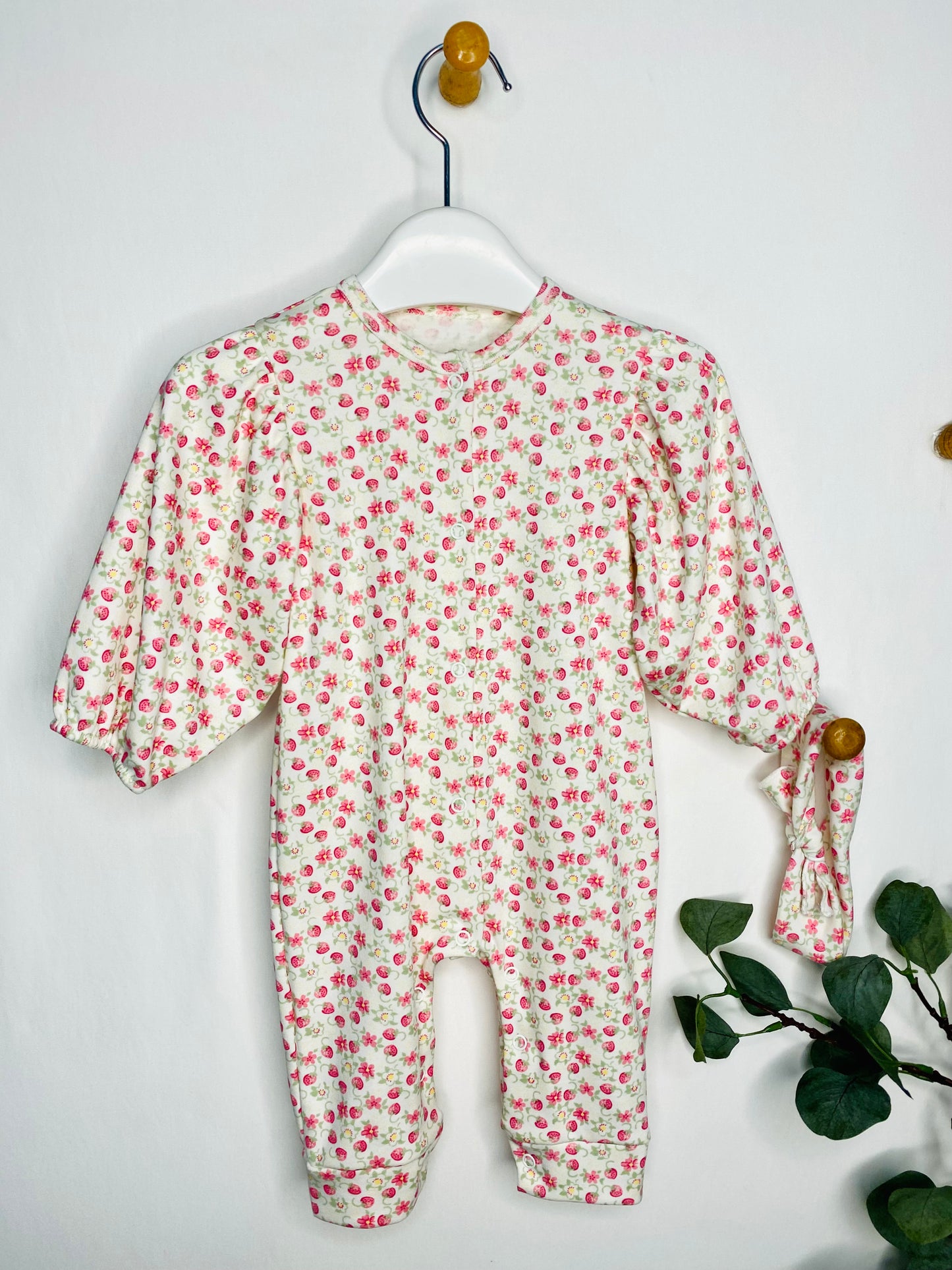Strawberries romper